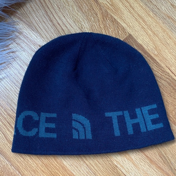 The North Face Dark Blue Knit Beanie Reversible Unisex - Picture 2 of 7